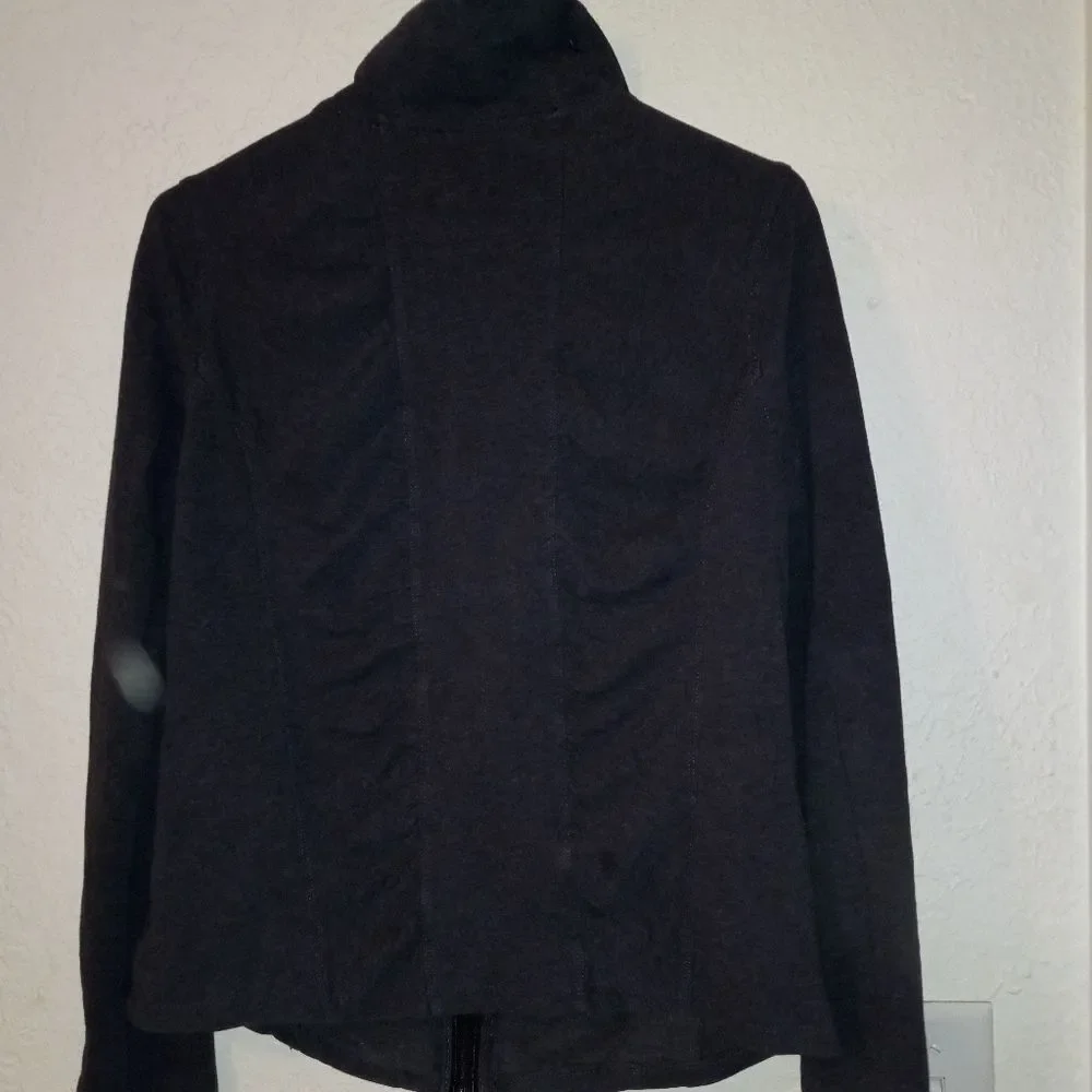Calvin Klein Light Weight Jacket - Picture 5 of 6